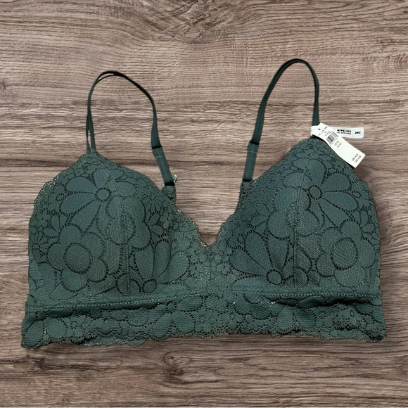 aerie Other - Aerie Lace Bra 34C NWT in a Forest Green Color.